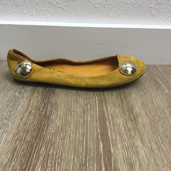 Jeffrey Campbell RELEASE Suede Button Flats - Picture 8 of 10